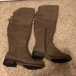 NWT Candies Taupe knee high boots